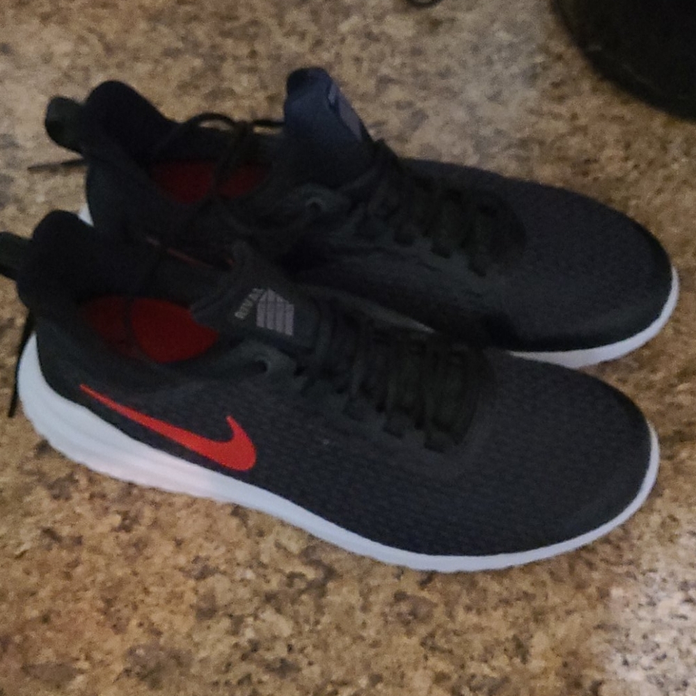 Men's Nike sneakers